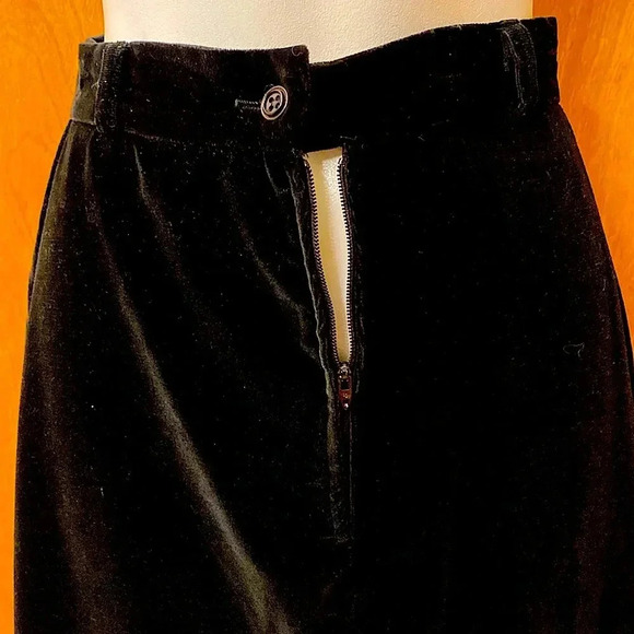 Full-length Velvet Skirt - Picture 5 of 8